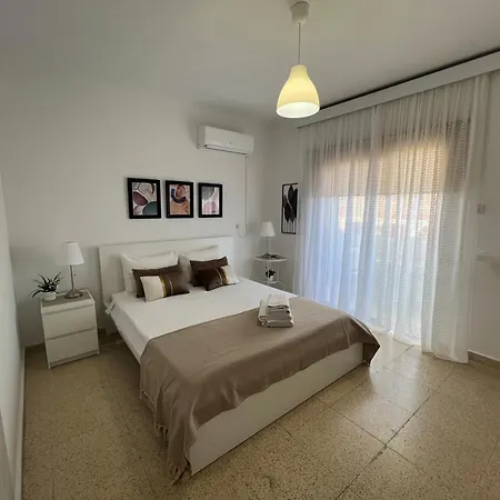 On The Street Of Bars&nightclubs In 10 Apartment Agia Napa